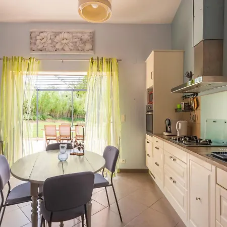 Holiday home Saint-victor House In