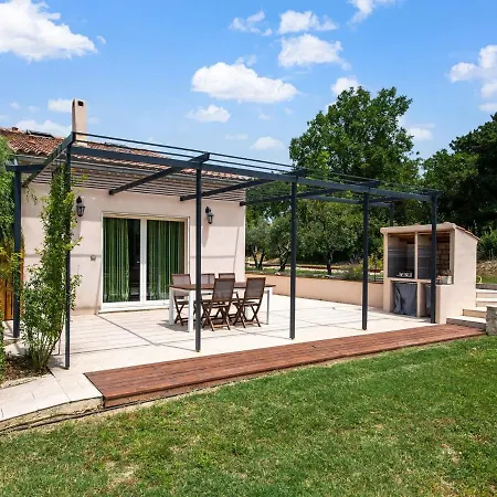 Saint-victor House In Pernes-les-Fontaines